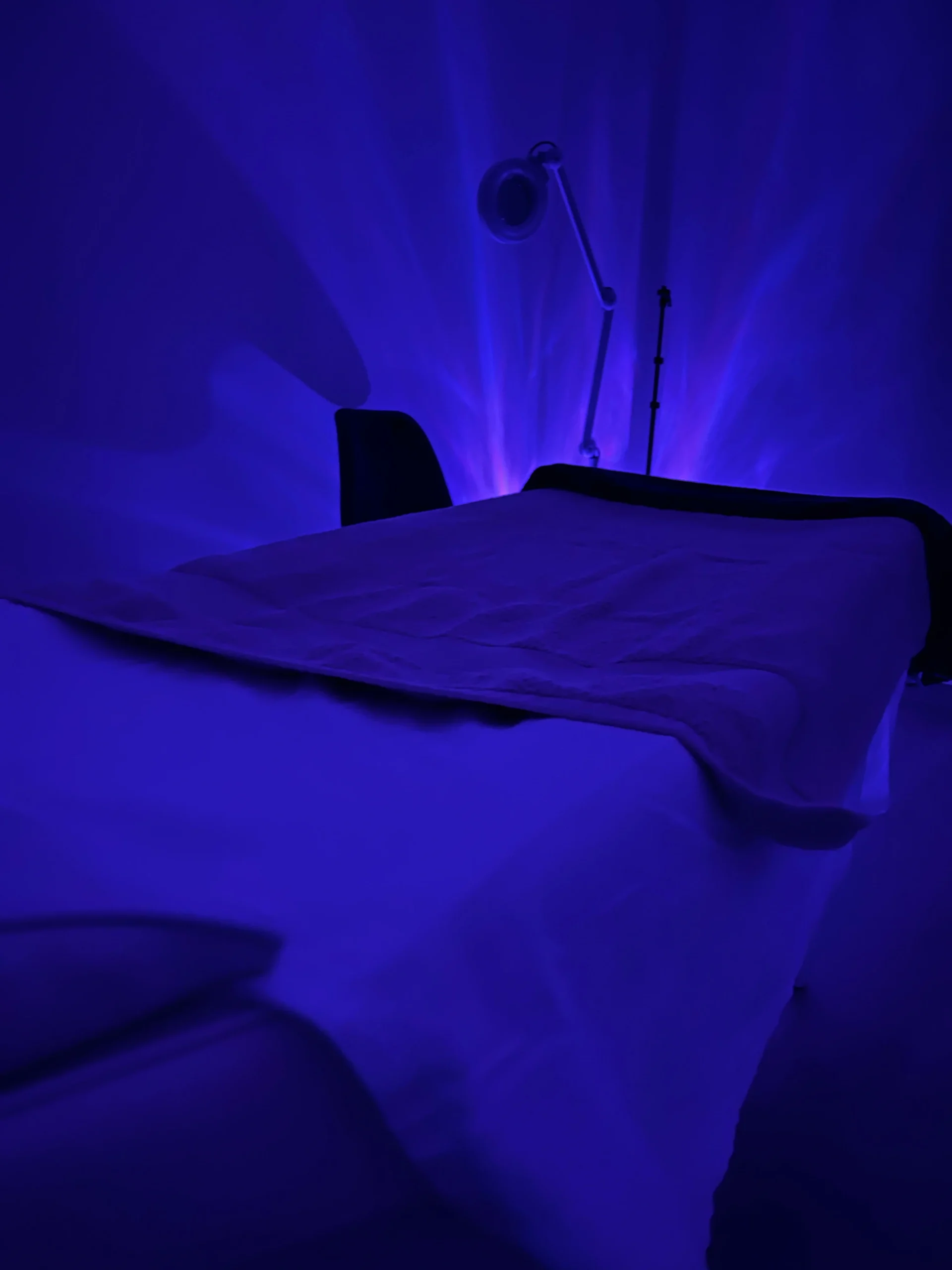 Cabina de tratamientos con luz relajante